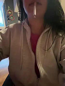 czruz online show from April 2026 04:51:02 PM