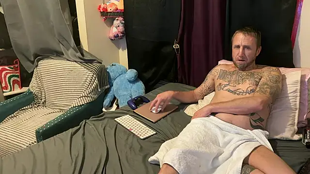 SexyDaddy303666 online show from March 2026 04:17:02 AM