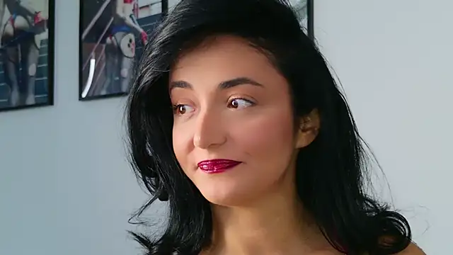 Snapshot of KatherineRyder chatting on October 2025 08:32:01 AM KatherineRyder online show from October 2025 08:32:01 AM