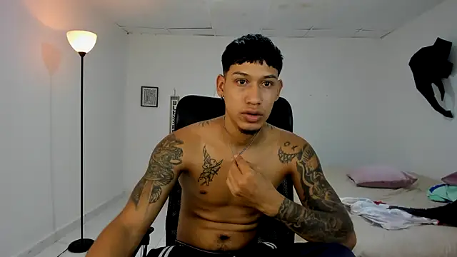 slim master12 online show from February 2026 09:27:01 PM