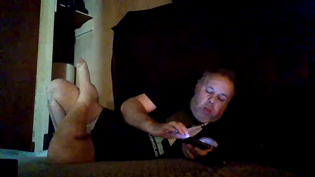 Nightshade7712 online show from October 2025 03:30:02 PM