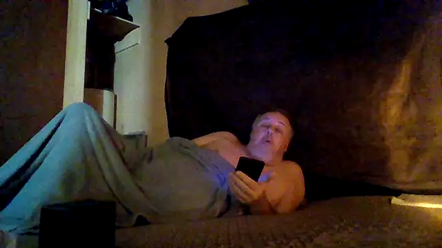 Nightshade7712 online show from October 2025 11:51:02 AM