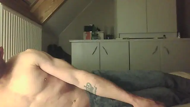 Snapshot of Vekie_007 chatting on May 2026 02:19:01 AM Vekie 007 online show from May 2026 02:19:01 AM