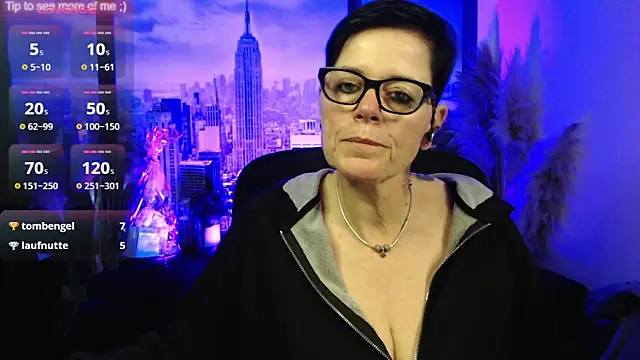 Snapshot of ninarandmann chatting on March 2026 03:06:01 PM ninarandmann online show from March 2026 03:06:01 PM