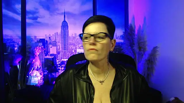 Snapshot of ninarandmann chatting on March 2026 06:02:02 PM ninarandmann online show from March 2026 06:02:02 PM