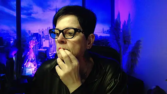 Snapshot of ninarandmann chatting on April 2026 04:15:01 PM ninarandmann online show from April 2026 04:15:01 PM