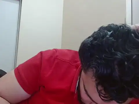 robintoit online show from December 2025 03:38:02 PM