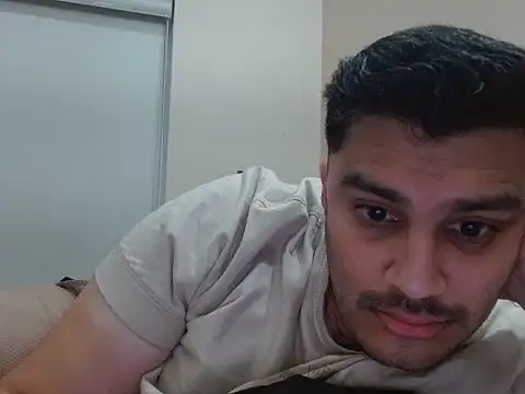 robintoit online show from April 2026 01:19:01 AM