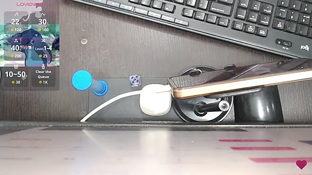 mom hot   online show from February 2026 09:48:02 PM