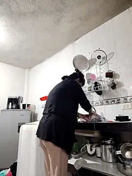 Snapshot of Natasha_milf__ chatting on November 2025 02:57:02 AM Natasha milf online show from November 2025 02:57:02 AM