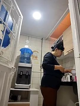 Snapshot of Natasha_milf__ chatting on November 2025 01:03:01 PM Natasha milf online show from November 2025 01:03:01 PM