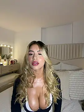  laura 02 online show from May 2026 01:43:02 AM