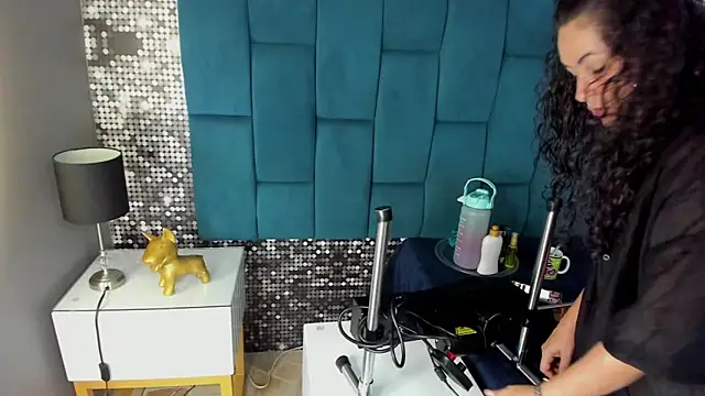 hanny milf online show from November 2025 11:42:01 AM