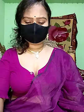 Idhika Paul online show from March 2025 06:40:02 PM