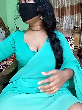 Idhika Paul online show from March 2025 09:37:01 PM