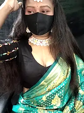 Idhika Paul online show from September 2025 01:01:01 PM