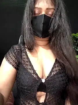 Idhika Paul online show from September 2025 05:45:02 AM