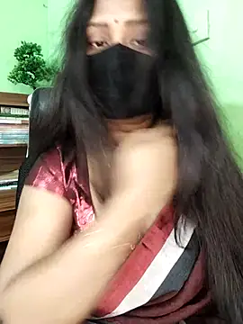 Idhika Paul online show from November 2025 02:20:01 PM