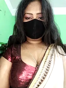 Idhika Paul online show from February 2026 06:03:02 PM