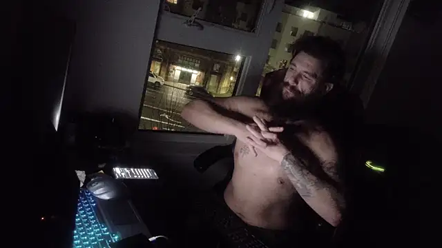 Armyexhibitionistvet online show from December 2025 01:28:02 PM