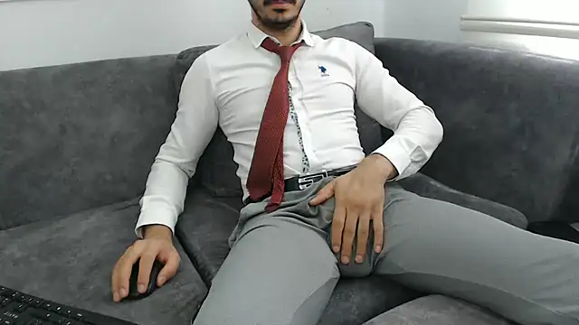 Snapshot of Naughtb0y chatting on July 2026 10:45:01 AM Naughtb0y online show from July 2026 10:45:01 AM