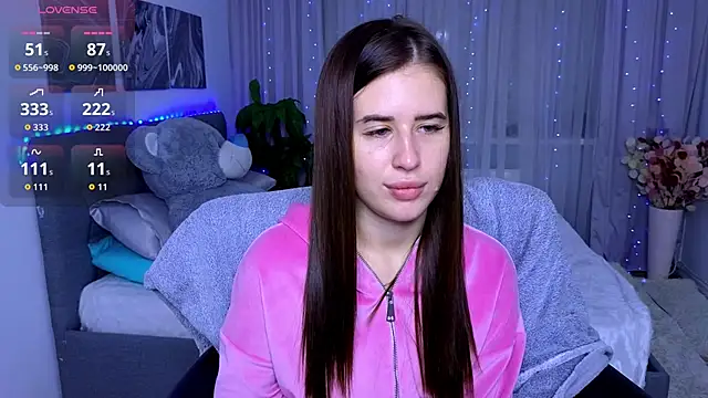 Milkissss online show from September 2025 08:03:01 PM