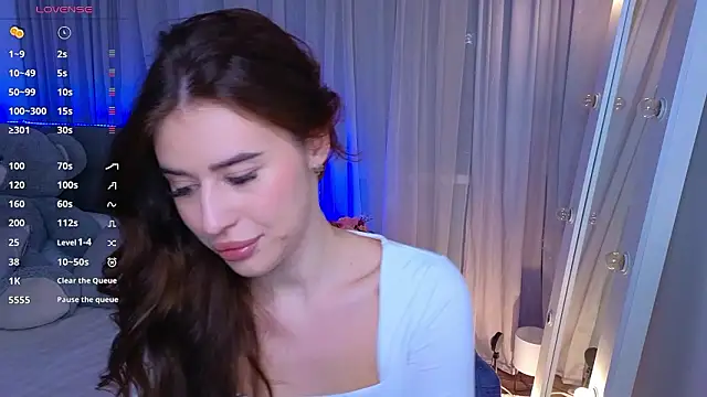 Milkissss online show from February 2026 03:10:02 AM