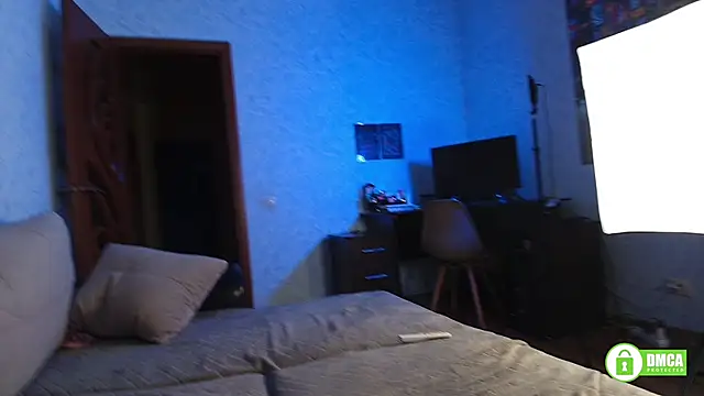 Snapshot of Alice-Green chatting on February 2025 05:10:02 PM Alice-Green online show from February 2025 05:10:02 PM