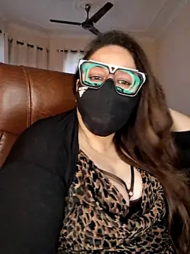 Snapshot of SEXY-Sardarni chatting on June 2026 08:28:01 AM SEXY-Sardarni online show from June 2026 08:28:01 AM
