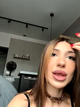 mollyyank online show from October 2025 09:24:01 AM