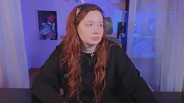 carolina elf online show from November 2025 12:13:01 PM