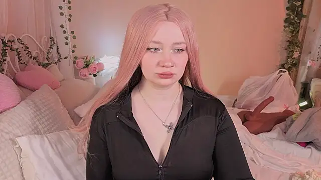 carolina elf online show from March 2026 07:57:02 AM