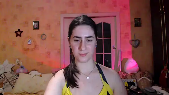 INELIKA online show from March 2025 10:04:02 PM