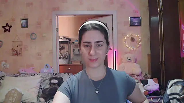 INELIKA online show from September 2025 09:48:01 PM