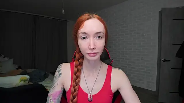 Roxy Silver online show from December 2025 07:18:01 PM