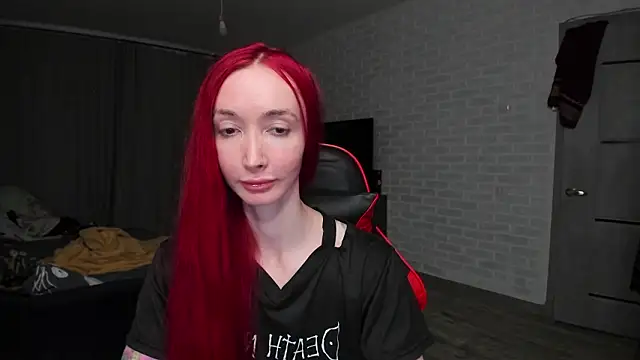 Roxy Silver online show from March 2026 03:10:01 AM