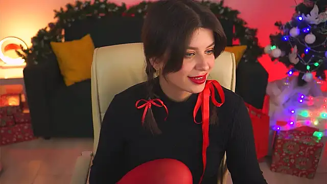 NicoleMun online show from December 2024 08:00:01 PM