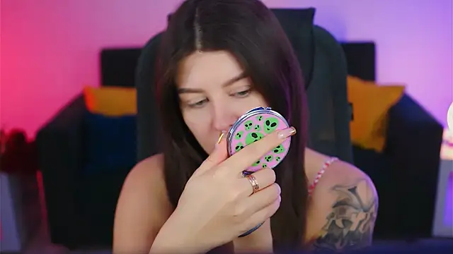 NicoleMun online show from February 2025 05:02:01 AM