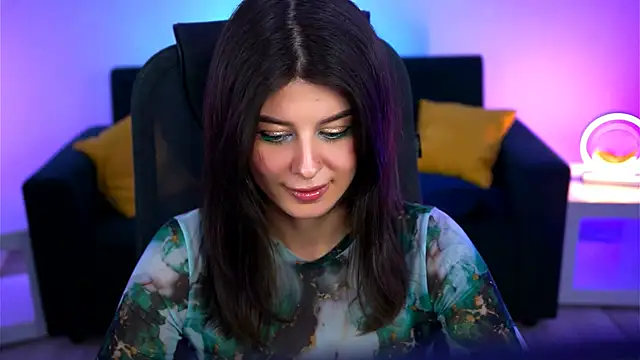 NicoleMun online show from March 2025 05:45:01 PM