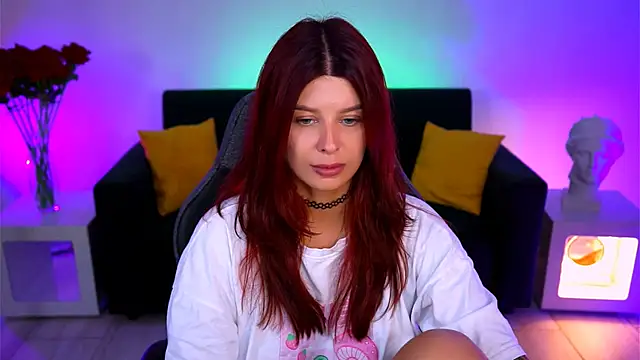 NicoleMun online show from November 2025 12:28:02 PM