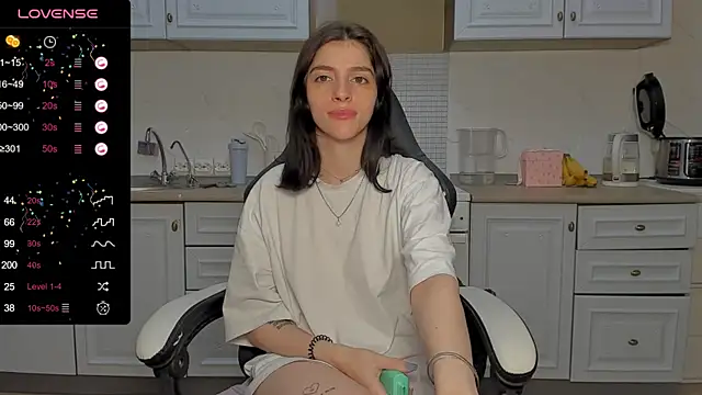 broosnica1 online show from February 2025 02:05:02 PM