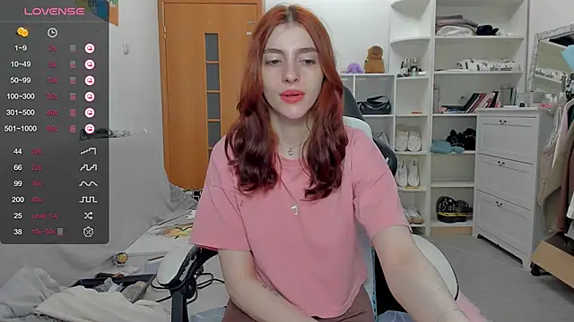 Snapshot of broosnica1 chatting on May 2026 08:00:01 AM broosnica1 online show from May 2026 08:00:01 AM