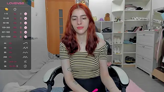 Snapshot of broosnica1 chatting on June 2026 08:09:02 AM broosnica1 online show from June 2026 08:09:02 AM