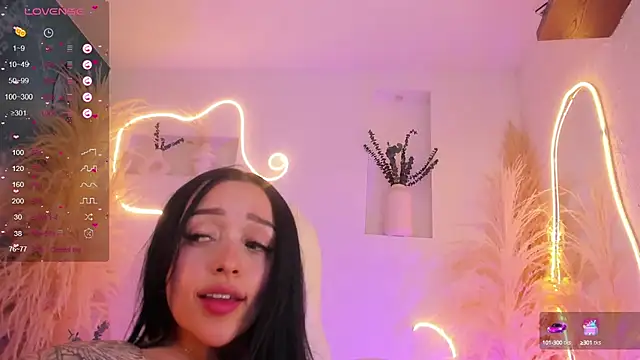 ViolettaHotLatin  online show from February 2025 06:42:01 PM