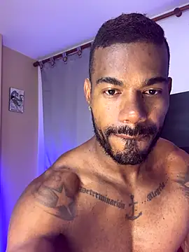 Snapshot of Ganiimedes chatting on November 2025 07:16:02 PM Ganiimedes online show from November 2025 07:16:02 PM