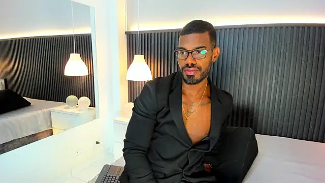 Ganiimedes online show from December 2025 07:33:02 PM