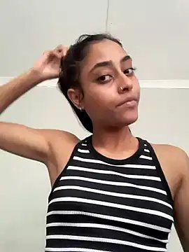 cleopatra-phaedra online show from February 2025 01:50:02 PM