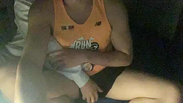 Snapshot of FRIENDLY-GIANT89 chatting on January 2025 09:55:02 PM FRIENDLY-GIANT89 online show from January 2025 09:55:02 PM