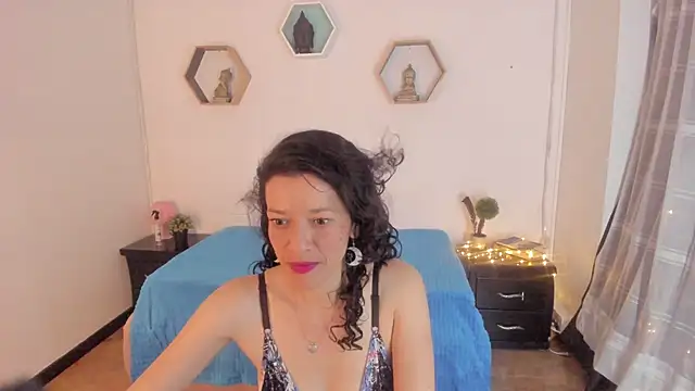 Paloma victory online show from January 2025 08:11:02 PM