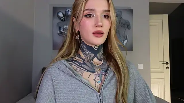 SophieInkk online show from October 2025 11:35:01 PM